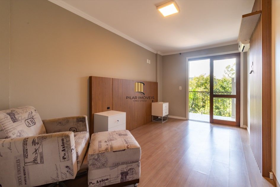 AP 3 dorm. (1 suíte hidro, 1 demi-suíte), 1 vaga. B. Jardim dos Ipês, Gramado.