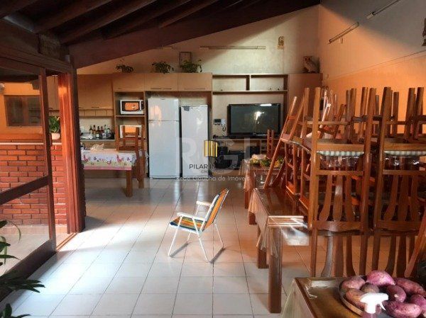 Casa para Venda - 390m², 3 dormitórios, sendo 1 suites, 4 vagas - Ouro Branco