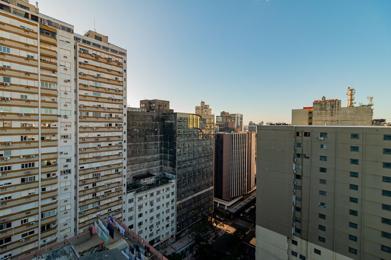 APARTAMENTO À VENDA NO CENTRO HISTÓRICO COM 3 DORMITÓRIOS