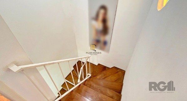 MAGNÍFICA CASA EM LOCALIZAÇÃO PRIVILEGIADA - TRANQUILIDADE E CONFORTO