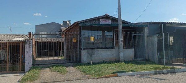 Casa 2 dormitórios no bairro Portão Velho
