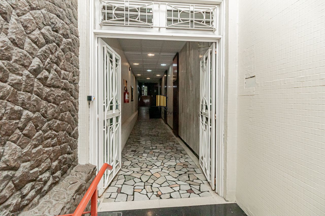 APARTAMENTO À VENDA NO CENTRO HISTÓRICO COM 3 DORMITÓRIOS