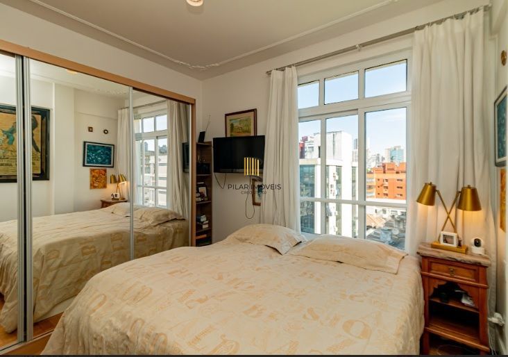 🏡 Apartamento Reformado e Decorado na Cristóvão Colombo — Vista Espetacular para o Pôr do Sol do Guaíba 🌅