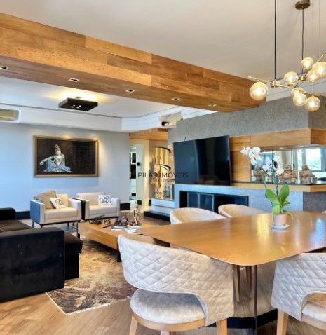 Cobertura 2 dormitórios, 218m², lareira, teto retrátil, Centro em Novo Hamburgo