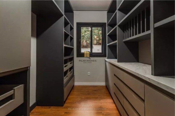 Casa 423 m², 4 suítes no Elegante Condomínio Saint Moritz, Mato Queimado Gramado