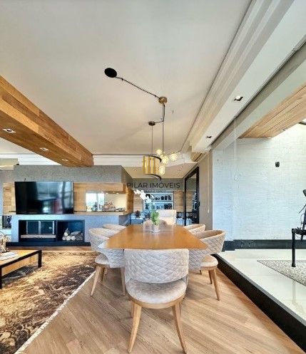 Cobertura 2 dormitórios, 218m², lareira, teto retrátil, Centro em Novo Hamburgo