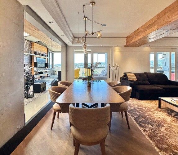 Cobertura 2 dormitórios, 218m², lareira, teto retrátil, Centro em Novo Hamburgo