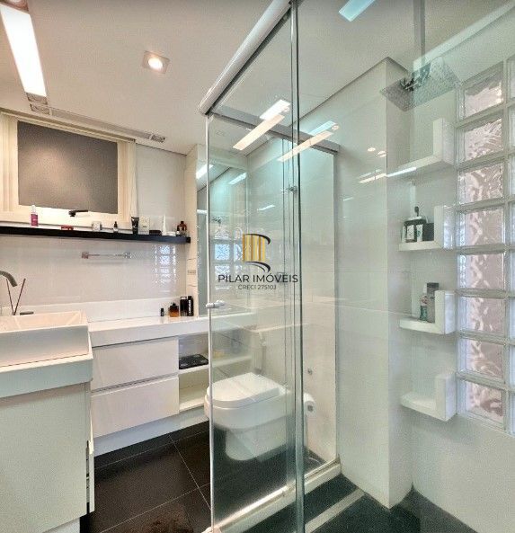 Cobertura 2 dormitórios, 218m², lareira, teto retrátil, Centro em Novo Hamburgo