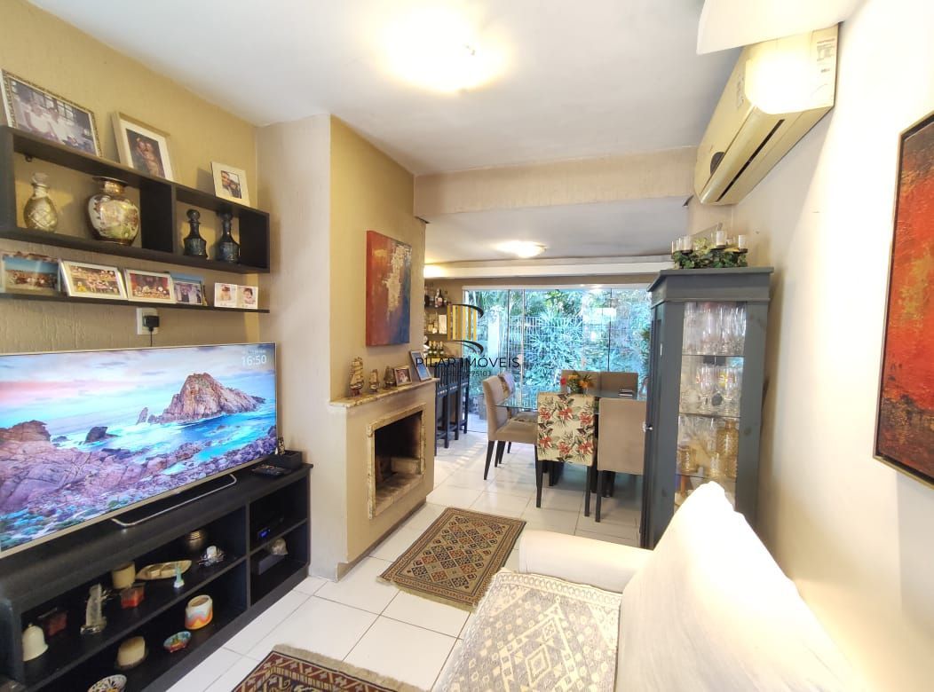 Casa Condomínio 2 dormitórios, vaga e infraestrutura, Bairro Lomba do Pinheiro