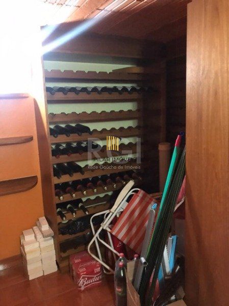 Casa para Venda - 390m², 3 dormitórios, sendo 1 suites, 4 vagas - Ouro Branco