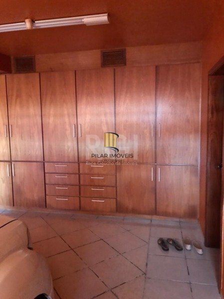 Casa para Venda - 390m², 3 dormitórios, sendo 1 suites, 4 vagas - Ouro Branco