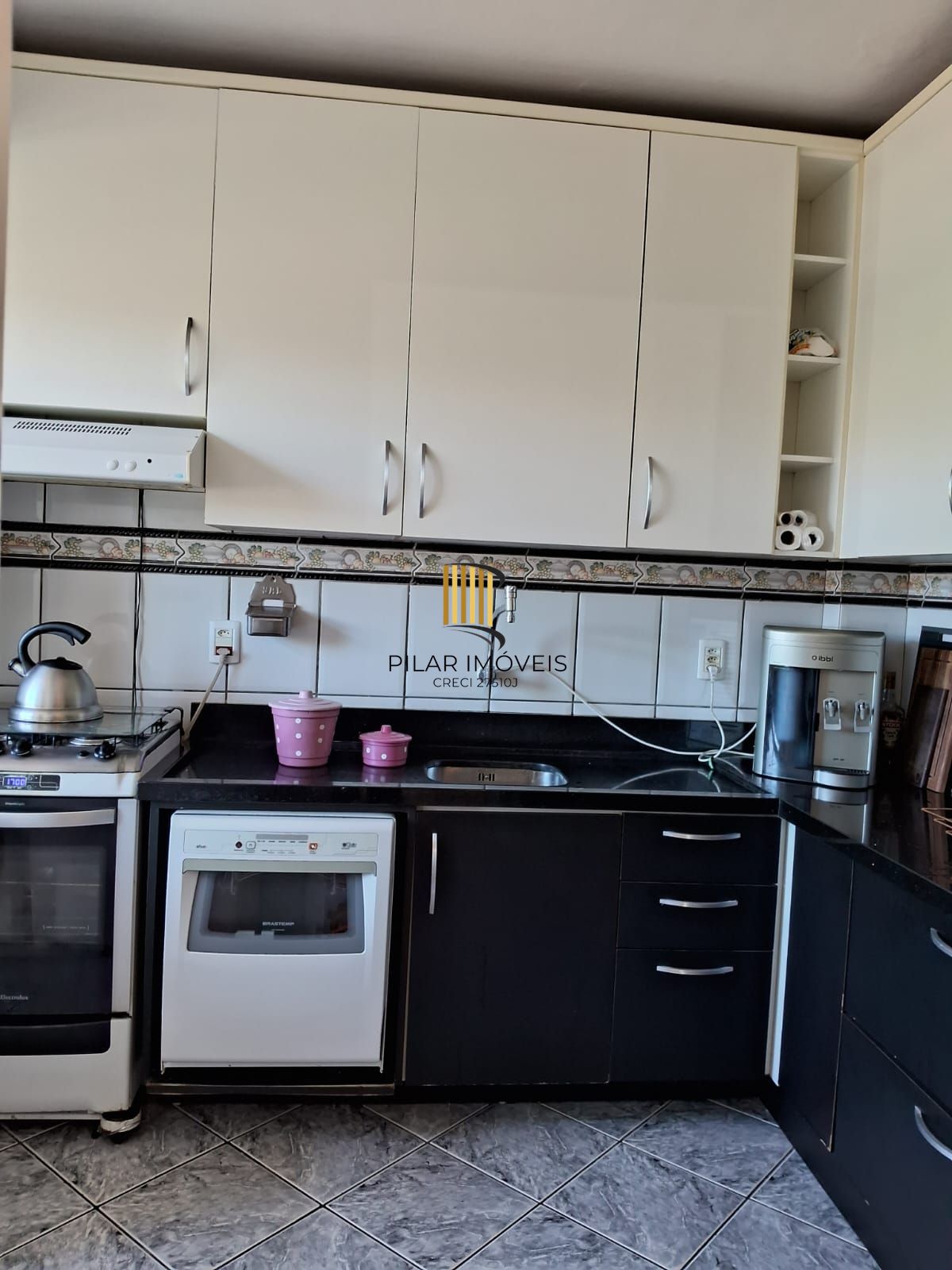 Apartamento 2 dormitórios no bairro Cavalhada