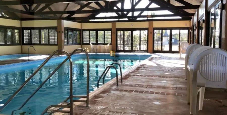 Casa 423 m², 4 suítes no Elegante Condomínio Saint Moritz, Mato Queimado Gramado