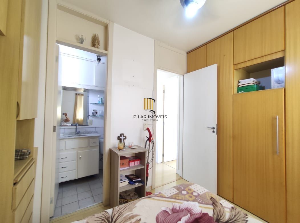 Apartamento 3 dormitórios, 1 suíte, salão de festas e 1 vaga no Bairro Sarandi.