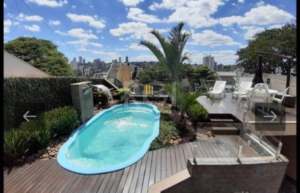 Casa para Venda - 209.54m², 3 dormitórios, sendo 1 suites, Ideal