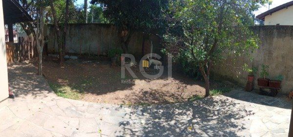 Casa para Venda - 147m², 3 dormitórios, sendo 1 suites, 2 vagas - Ideal