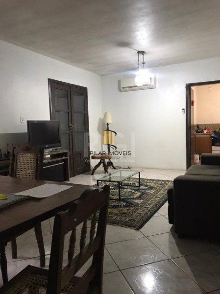 Casa para Venda - 147m², 3 dormitórios, sendo 1 suites, 2 vagas - Ideal