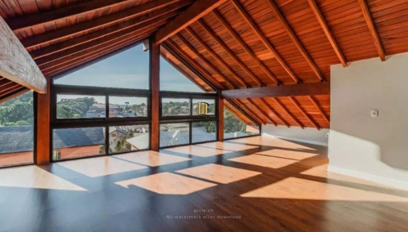 Casa 423 m², 4 suítes no Elegante Condomínio Saint Moritz, Mato Queimado Gramado