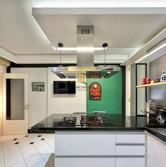 Cobertura 2 dormitórios, 218m², lareira, teto retrátil, Centro em Novo Hamburgo