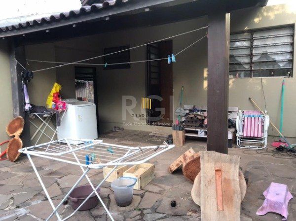 Casa para Venda - 147m², 3 dormitórios, sendo 1 suites, 2 vagas - Ideal
