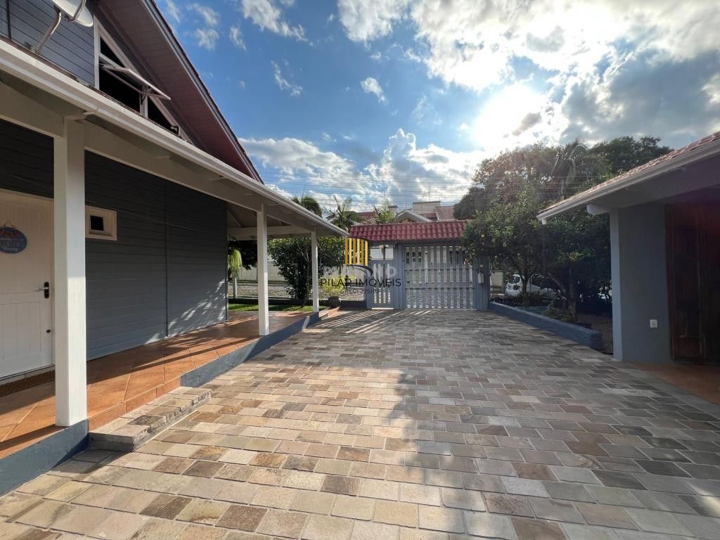 Casa 2 dormitórios no bairro Jardim Panorâmico