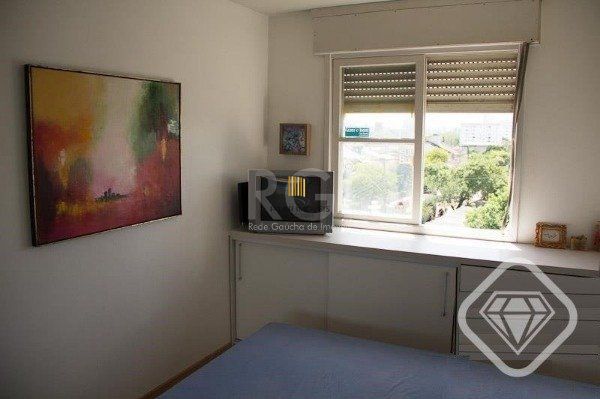 Apartamento para Venda - 70m², 3 dormitórios, Camaquã