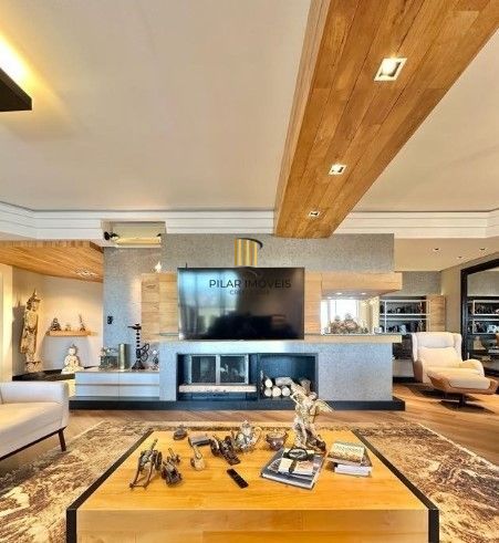 Cobertura 2 dormitórios, 218m², lareira, teto retrátil, Centro em Novo Hamburgo