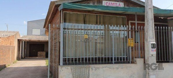 Casa 2 dormitórios no bairro Portão Velho
