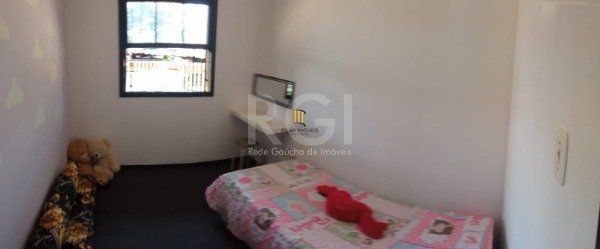 Casa para Venda - 147m², 3 dormitórios, sendo 1 suites, 2 vagas - Ideal