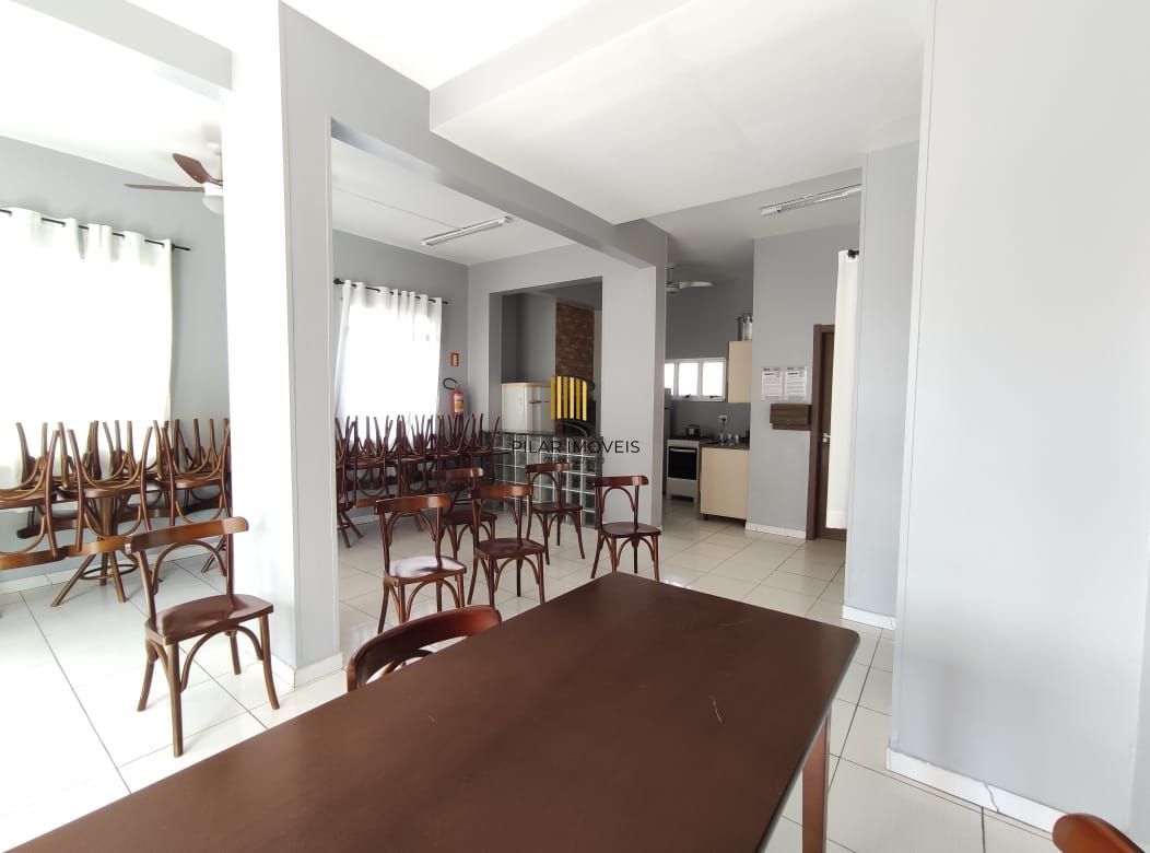 Apartamento 3 dormitórios, 1 suíte, salão de festas e 1 vaga no Bairro Sarandi.