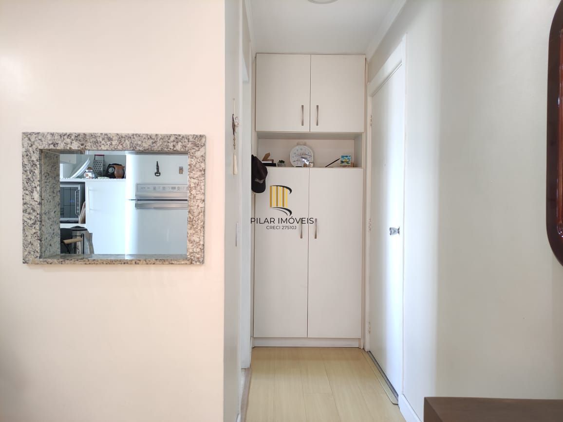 Apartamento 3 dormitórios, 1 suíte, salão de festas e 1 vaga no Bairro Sarandi.