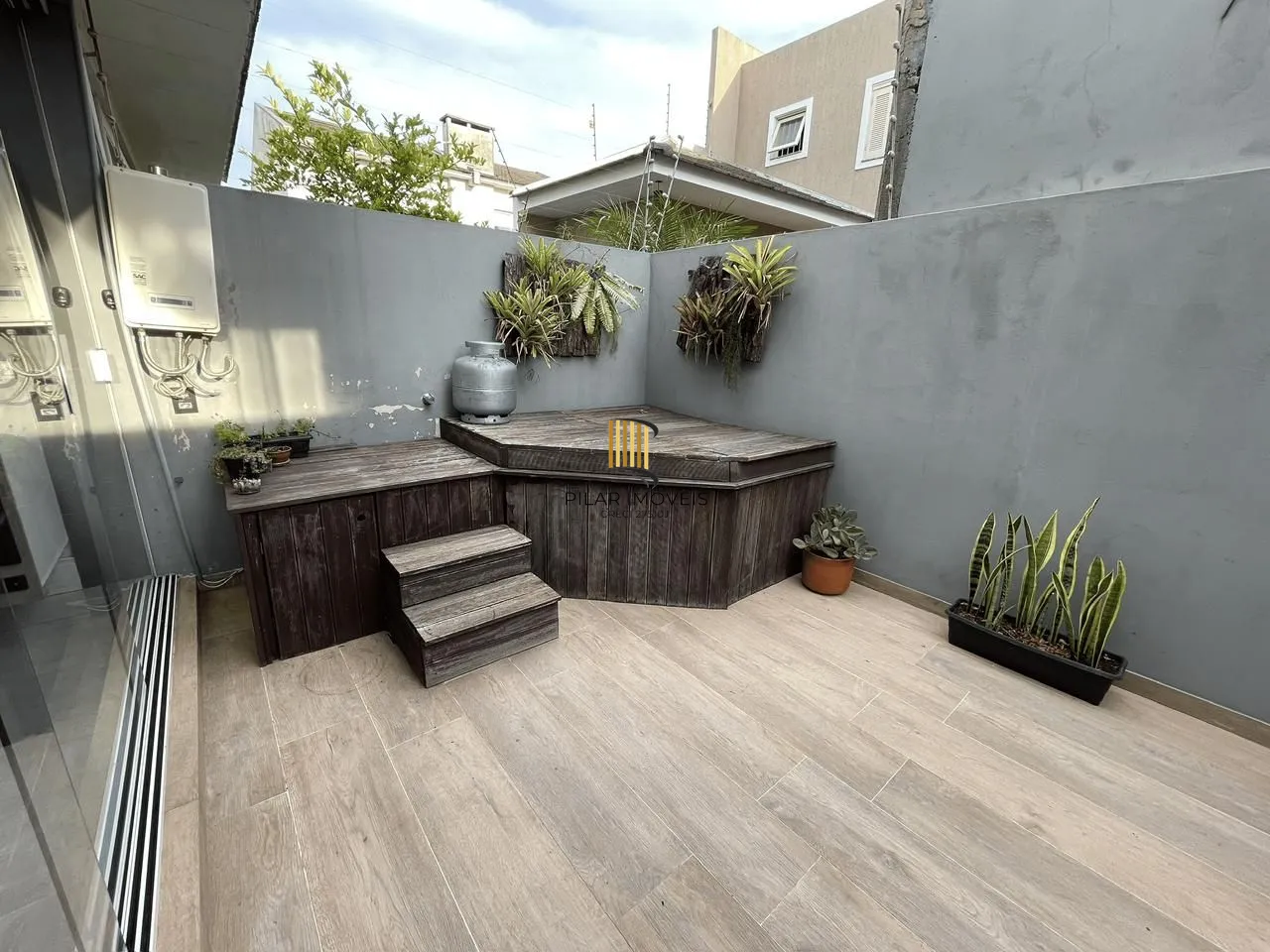 casa 3 dormitórios (1 s máster) 136,4 M² churrasq. lareira Jacuzzi Igara Canoas.