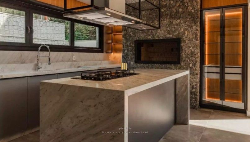 Casa 423 m², 4 suítes no Elegante Condomínio Saint Moritz, Mato Queimado Gramado