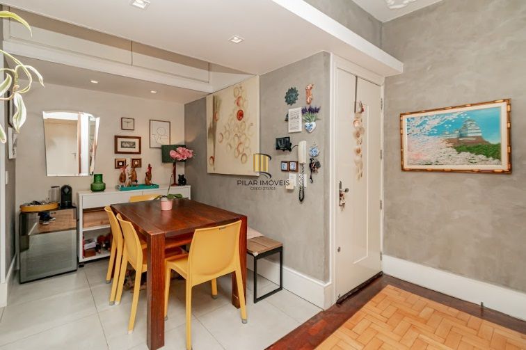 🏡 Apartamento Reformado e Decorado na Cristóvão Colombo — Vista Espetacular para o Pôr do Sol do Guaíba 🌅