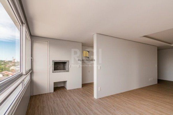 Apartamento para Venda - 85.26m², 2 dormitórios, sendo 1 suites, 2 vagas - Centro