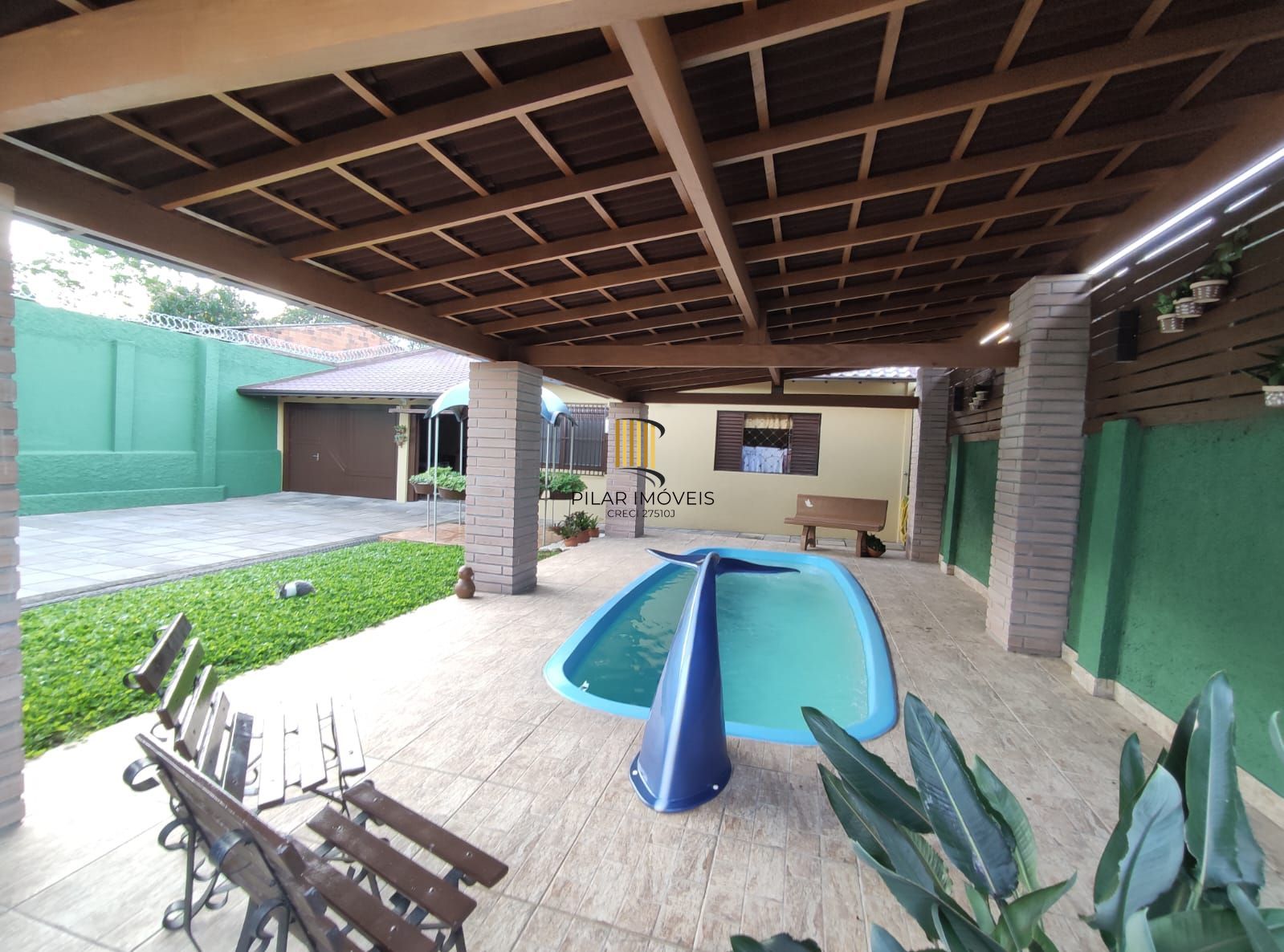 Casa 3 dormitórios no bairro Rondônia