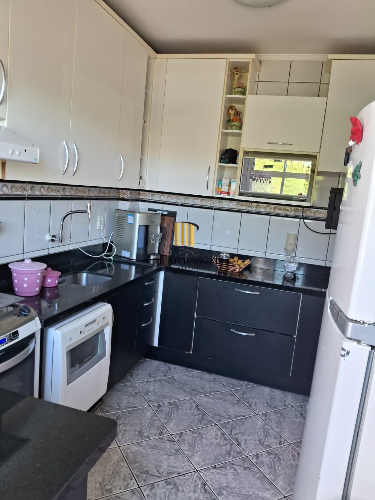 Apartamento 2 dormitórios no bairro Cavalhada