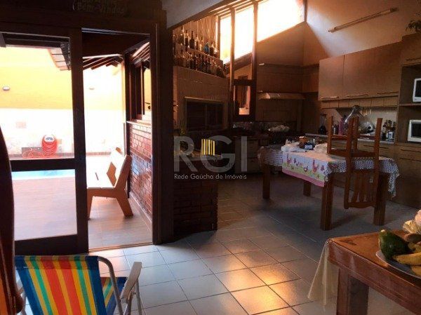 Casa para Venda - 390m², 3 dormitórios, sendo 1 suites, 4 vagas - Ouro Branco
