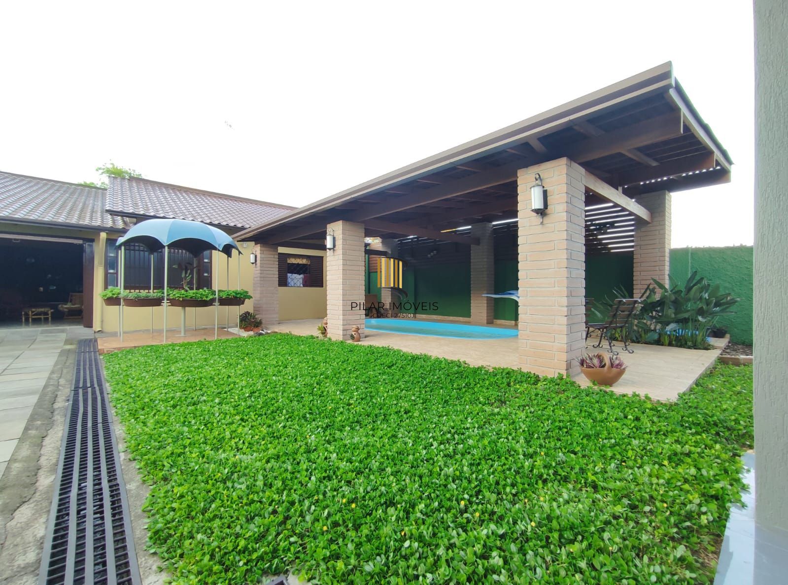 Casa 3 dormitórios no bairro Rondônia