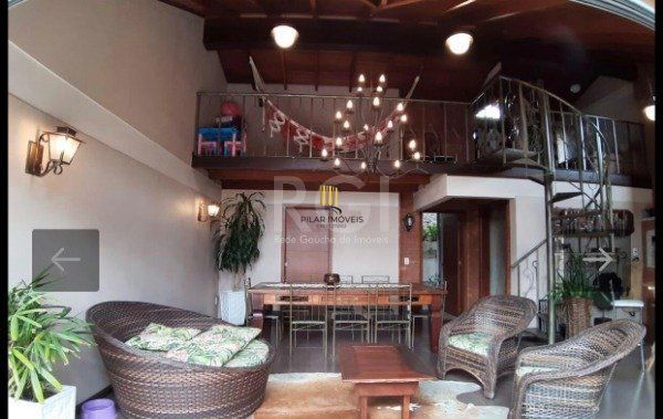 Casa para Venda - 209.54m², 3 dormitórios, sendo 1 suites, Ideal