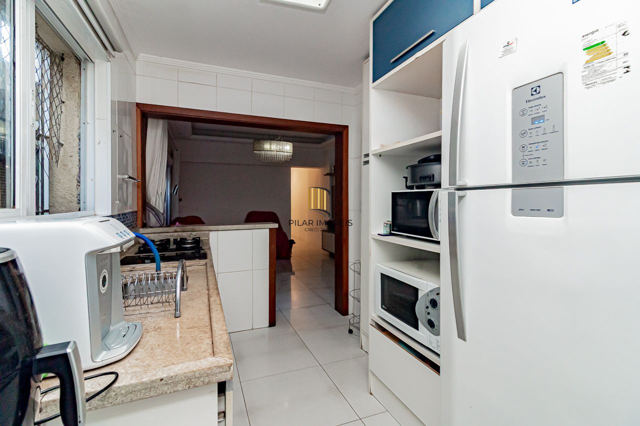 APARTAMENTO À VENDA NO CENTRO HISTÓRICO COM 3 DORMITÓRIOS