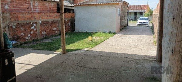Casa 2 dormitórios no bairro Portão Velho
