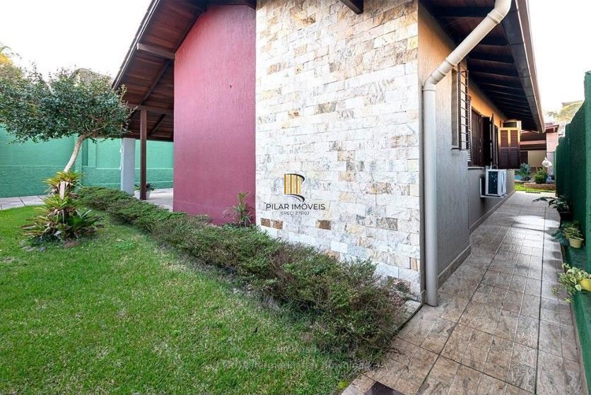 Casa 3 dormitórios no bairro Rondônia
