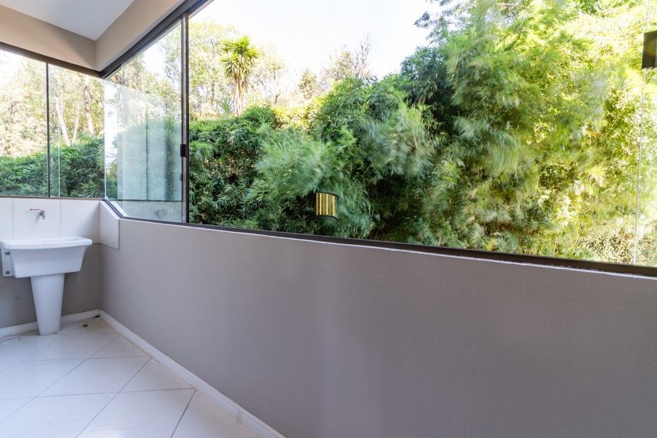 AP 3 dorm. (1 suíte hidro, 1 demi-suíte), 1 vaga. B. Jardim dos Ipês, Gramado.