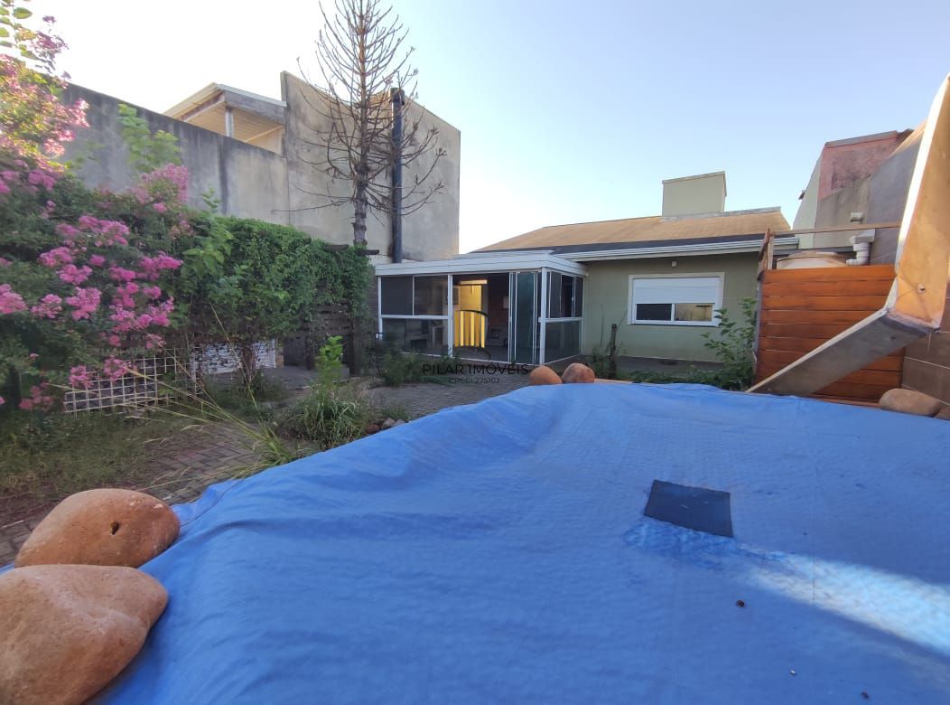 Casa para investidor 2 dormitórios, 1 vaga no bairro Rio Branco