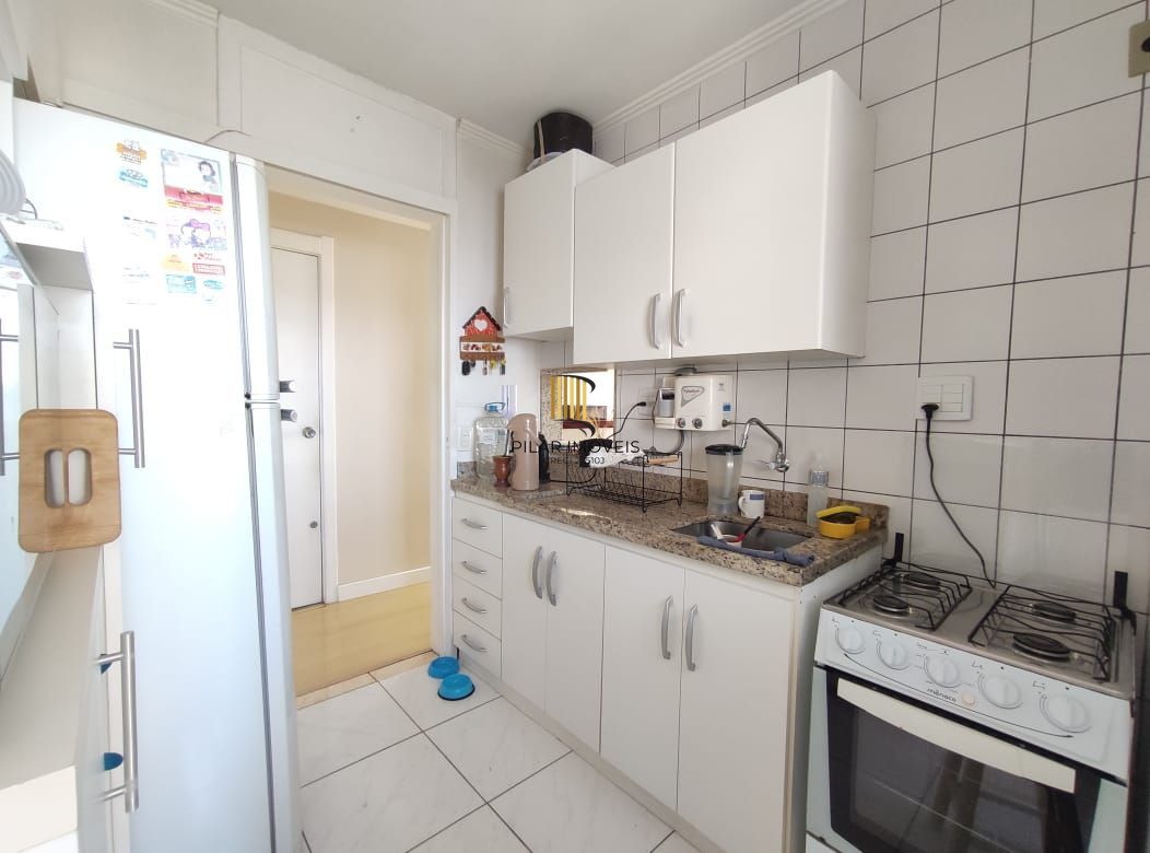 Apartamento 3 dormitórios, 1 suíte, salão de festas e 1 vaga no Bairro Sarandi.