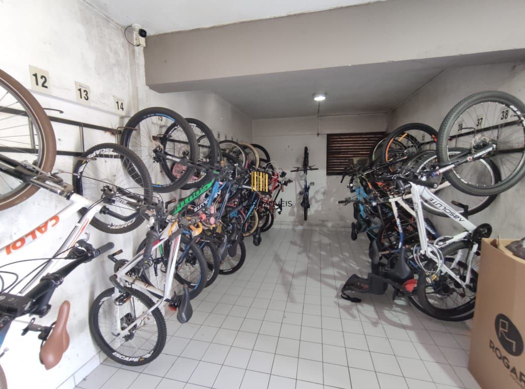 Apartamento 3 dormitórios, 1 suíte, salão de festas e 1 vaga no Bairro Sarandi.