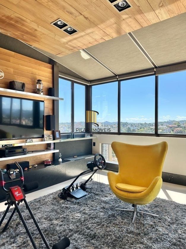 Cobertura 2 dormitórios, 218m², lareira, teto retrátil, Centro em Novo Hamburgo