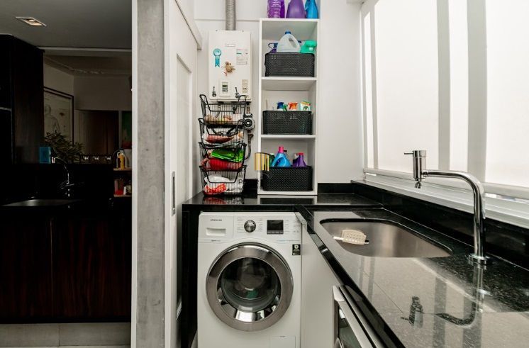 🏡 Apartamento Reformado e Decorado na Cristóvão Colombo — Vista Espetacular para o Pôr do Sol do Guaíba 🌅