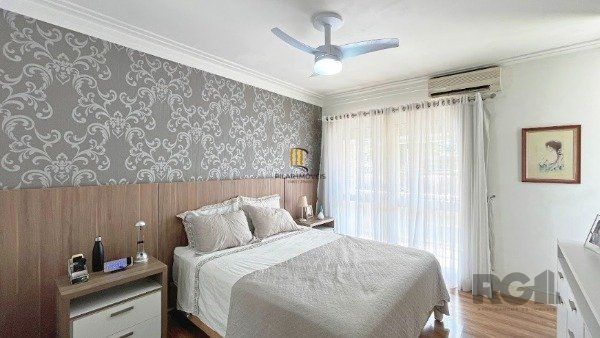 MAGNÍFICA CASA EM LOCALIZAÇÃO PRIVILEGIADA - TRANQUILIDADE E CONFORTO